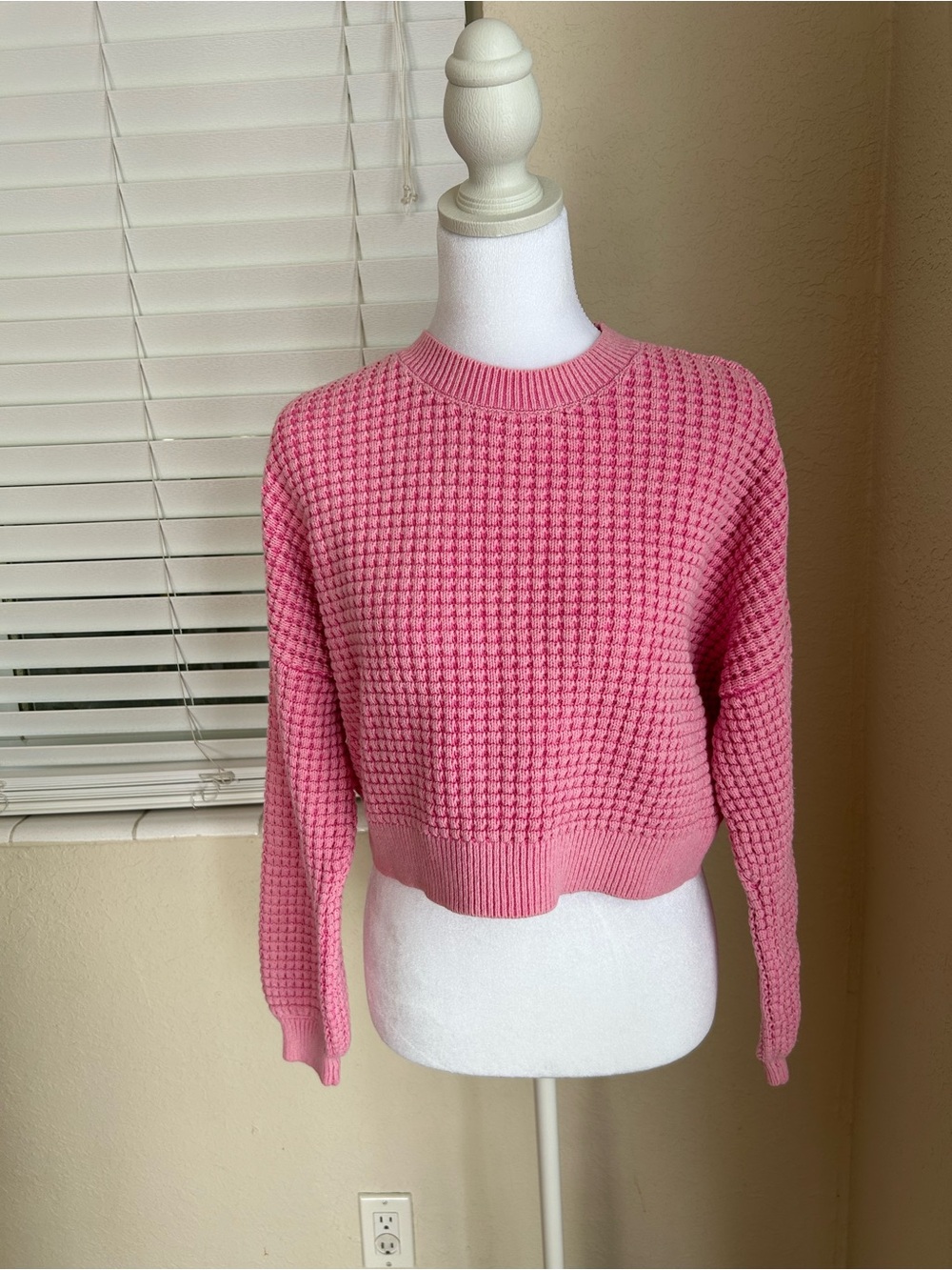 Hollister Distressed Pink Crewneck knit light Sweater